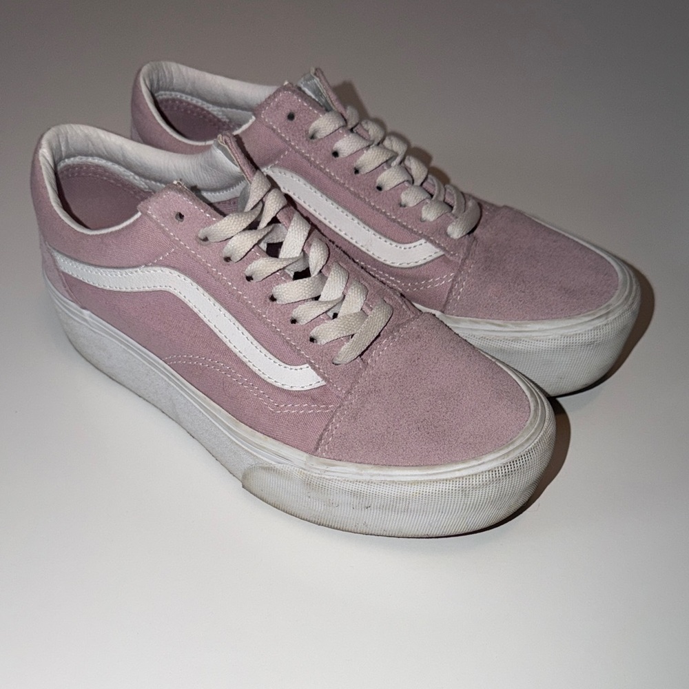 Vans Women's Suede Sneakers in Soft Pink and White